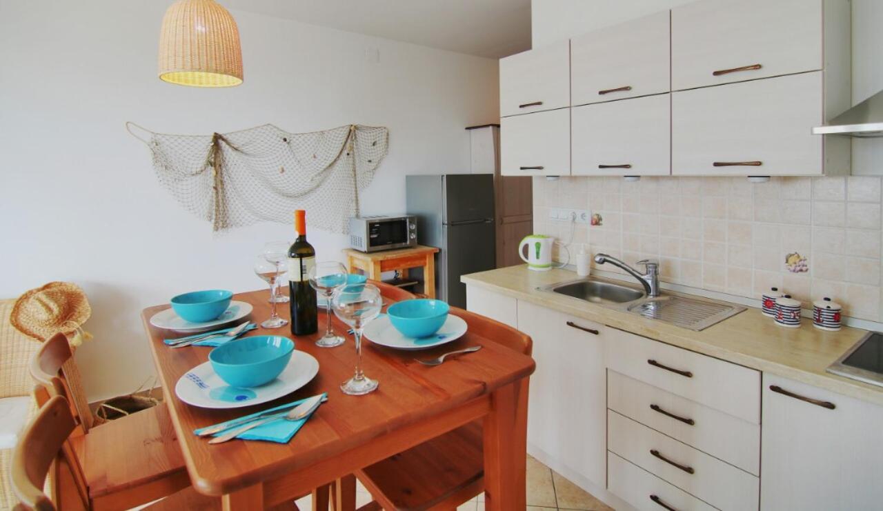 Apartman Eli Smokvica Klenovica Bagian luar foto